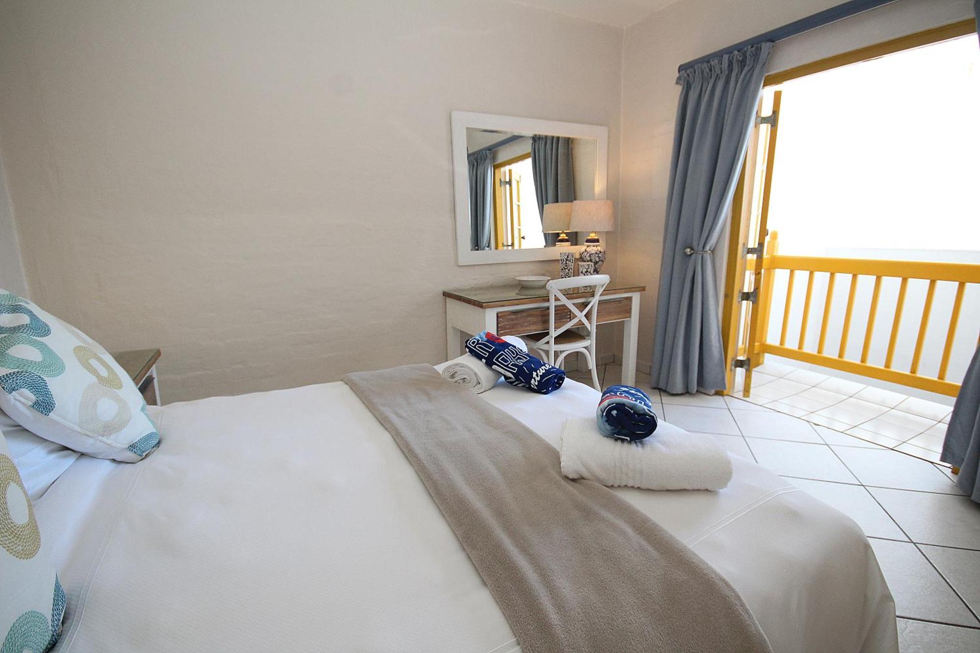 65 Perissa, Santorini, Ballito