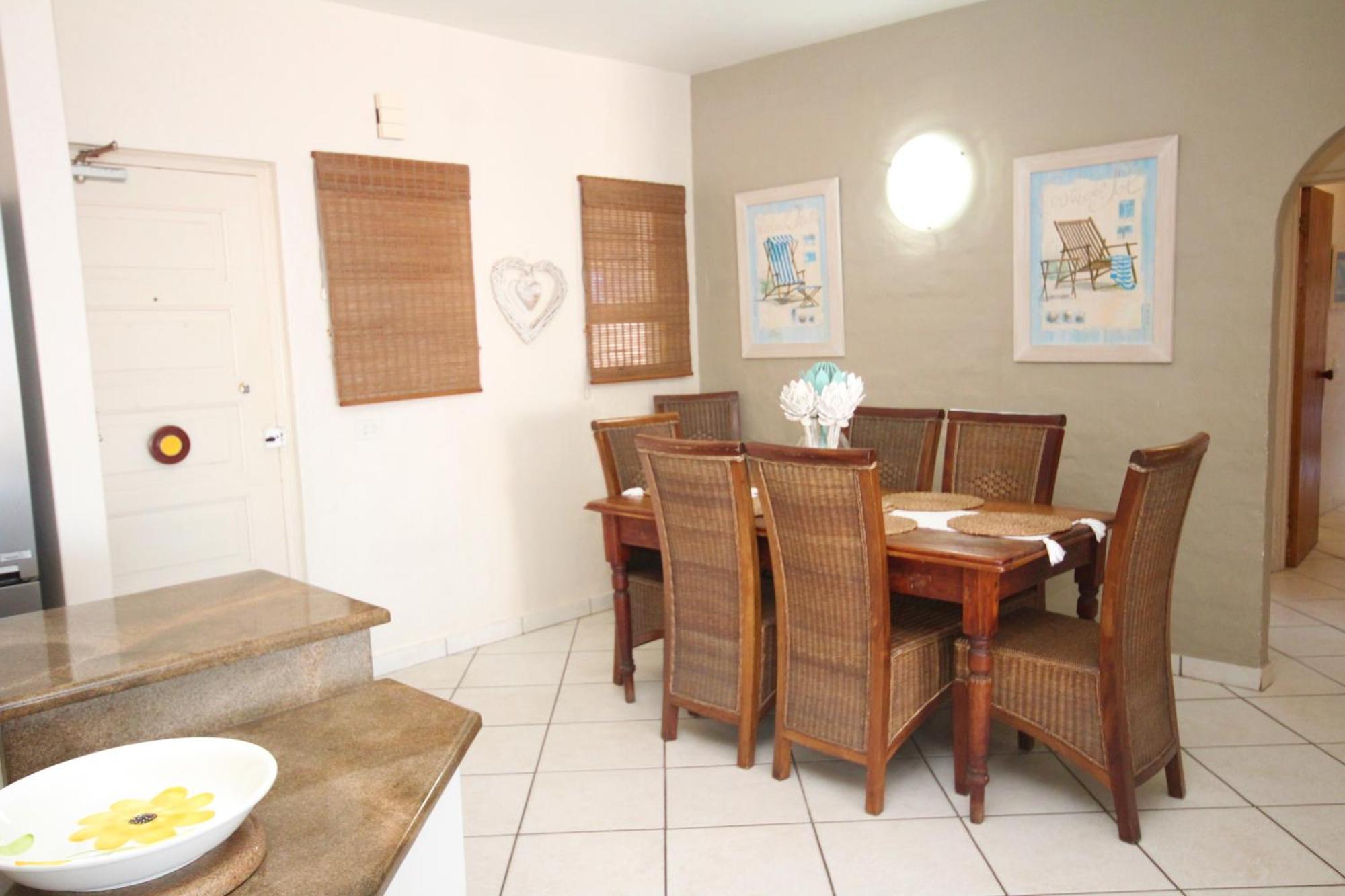 65 Perissa, Santorini, Apartamento